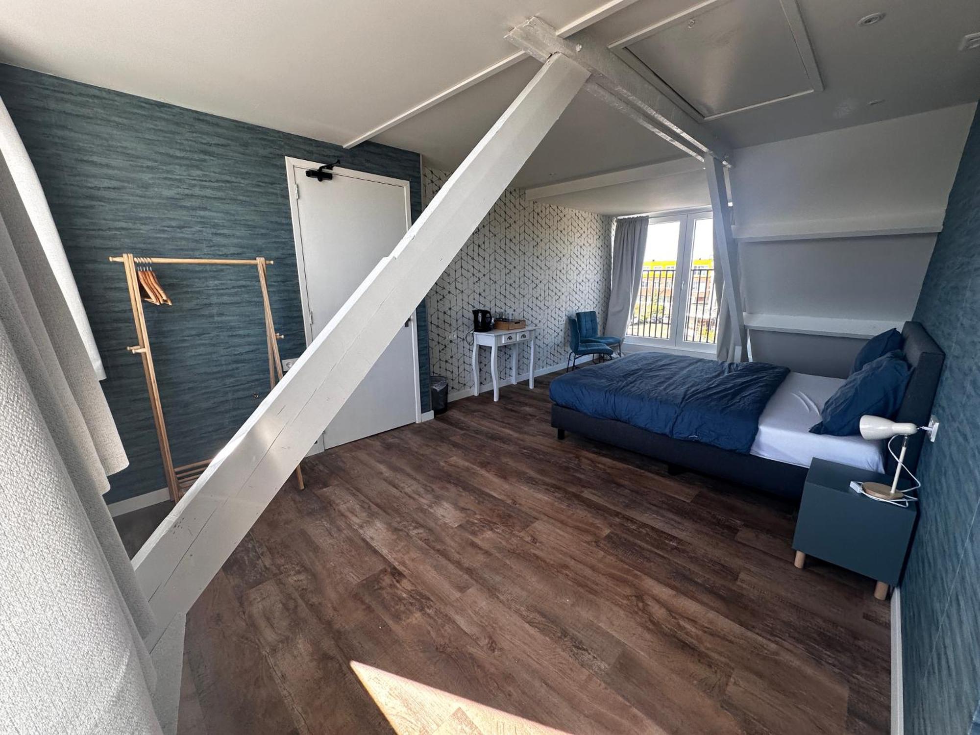 Eetcafe Punt Bed and Breakfast Roelofarendsveen Buitenkant foto